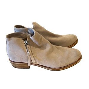 Dolce Vita Light Gray Ankle Booties Sz.10